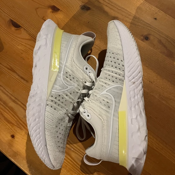 Nike React Infinity Run FlyKnit 2 - Picture 3 of 9